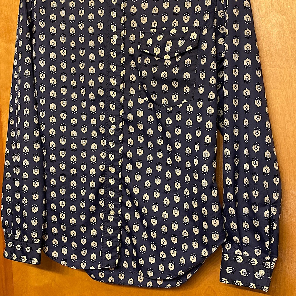 White Stag Navy with Cream Blouse - Picture 1 of 4